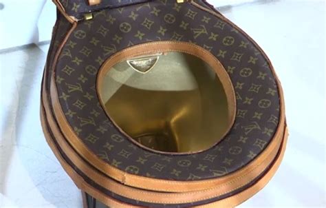 100k louis vuitton golden toilet|Yes, this is real .